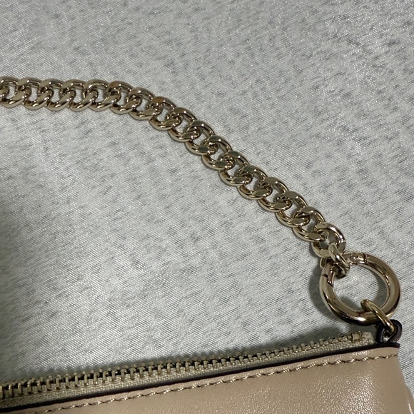 DKNY Beige Leather Clutch with Gold Chain - Picture 4 of 5